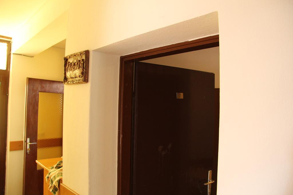 Novalja Guesthouse Economy Rooms Esterno foto